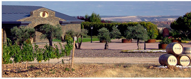 Instalaciones Bodegas Finca Río Negro